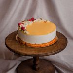 citrom, túró, málna, pisztácia torta