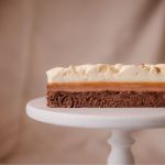 étcsokoládé, sós karamell, vanília torta